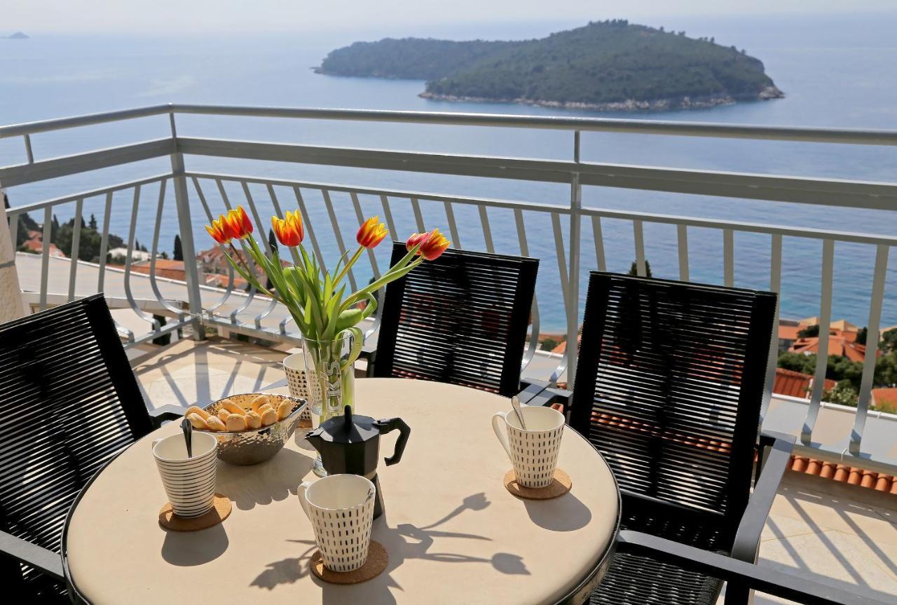 Spacious 2 Bedroom Apt Luxeview- Oldtownview, 10Min To Town Dubrovnik Eksteriør billede