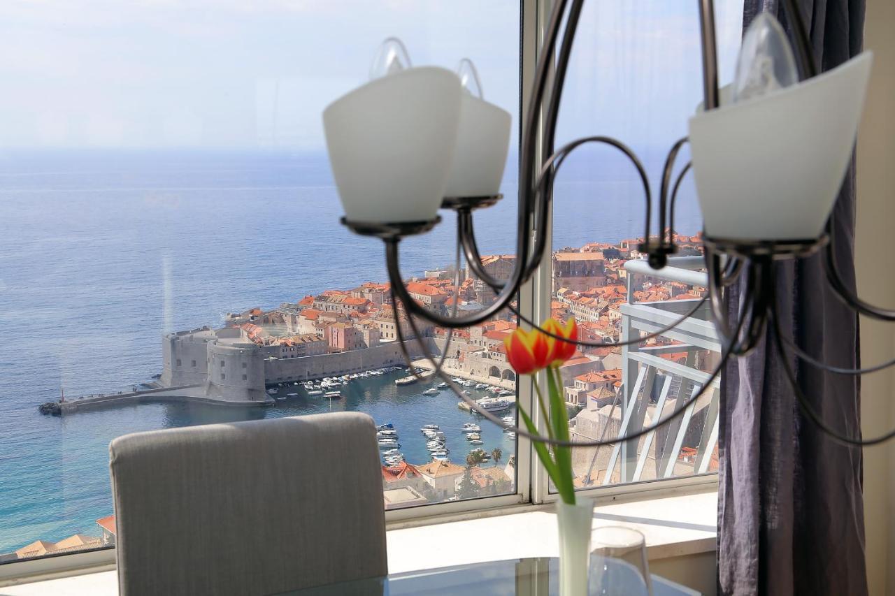 Spacious 2 Bedroom Apt Luxeview- Oldtownview, 10Min To Town Dubrovnik Eksteriør billede