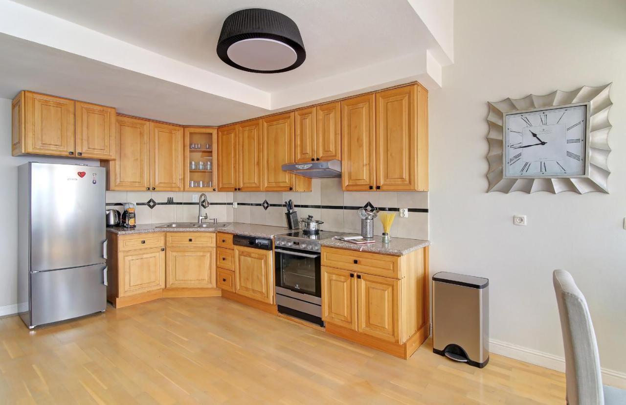 Spacious 2 Bedroom Apt Luxeview- Oldtownview, 10Min To Town Dubrovnik Eksteriør billede