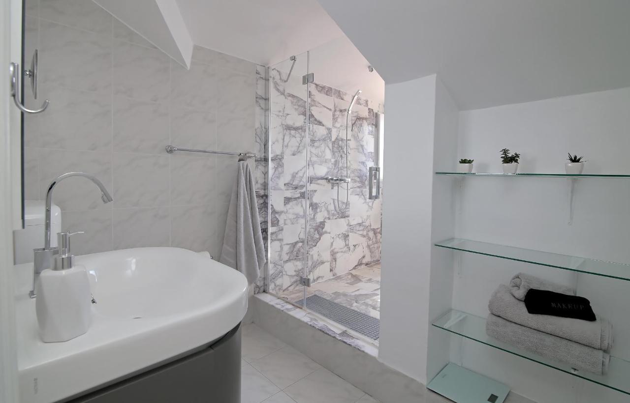 Spacious 2 Bedroom Apt Luxeview- Oldtownview, 10Min To Town Dubrovnik Eksteriør billede