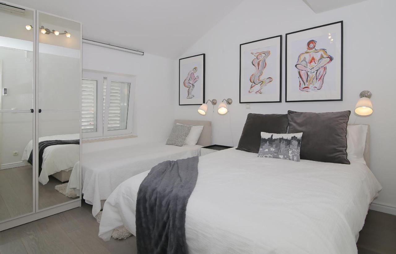 Spacious 2 Bedroom Apt Luxeview- Oldtownview, 10Min To Town Dubrovnik Eksteriør billede